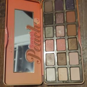 BARELY USED sweet peach palette